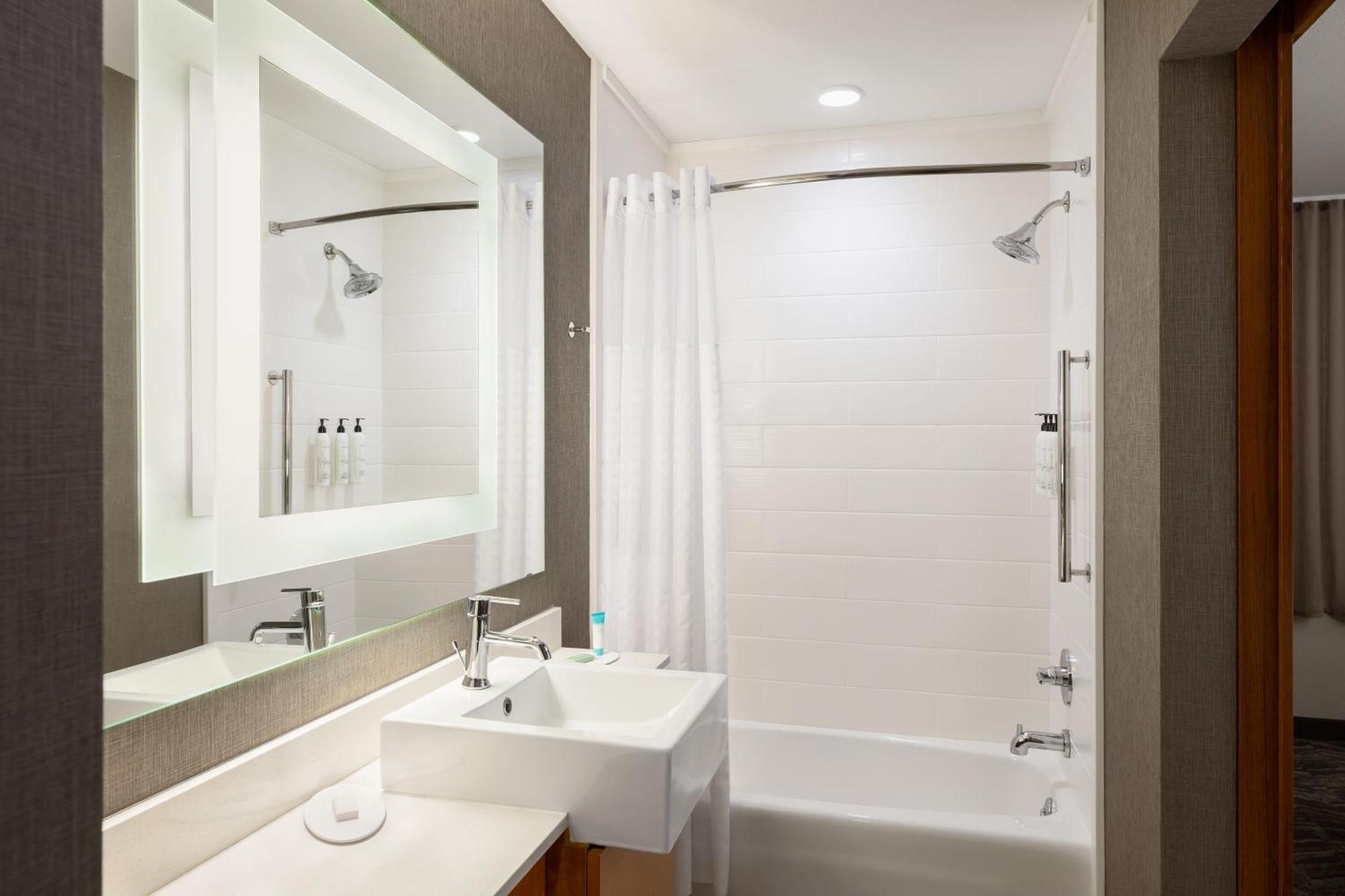 Springhill Suites By Marriott Wisconsin Dells Lake Delton Dış mekan fotoğraf